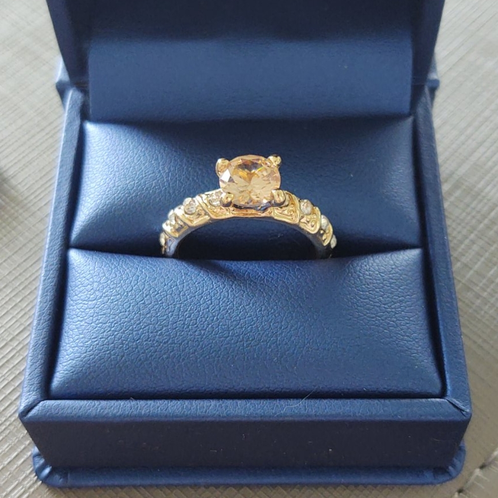 Fashion Ring